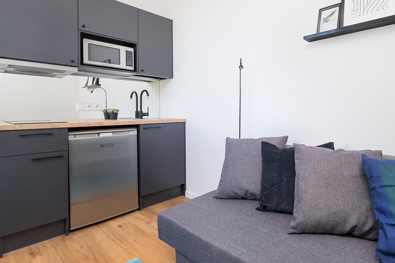 Laki 24 Apartments By Easyrentals Талин Екстериор снимка